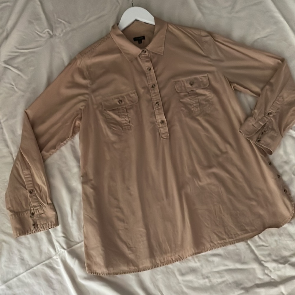 Talbots tan XL long sleeve top, 5 button up front with collar. Each sides of top